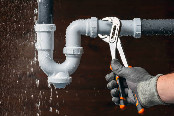 Professional Leak Detection technician working in Jenks, OK